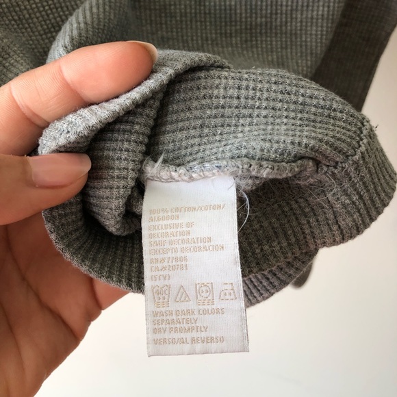 Tommy Hilfiger Grey Scoop Neck Crop Top - Picture 5 of 5